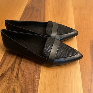 Kelly and Katie pointy toe flats